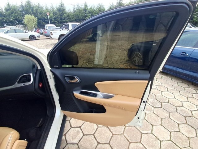Vehicle_photo_6