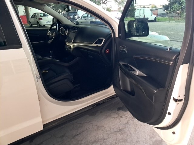 Vehicle_photo_7