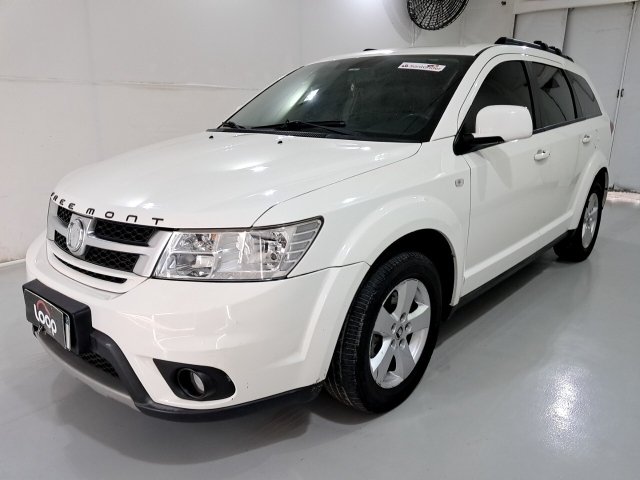 Veículo Fiat Freemont Fiat Freemont Precisio 2012 Conservado com Lataria e Pintura com Riscos 2012 em leilão