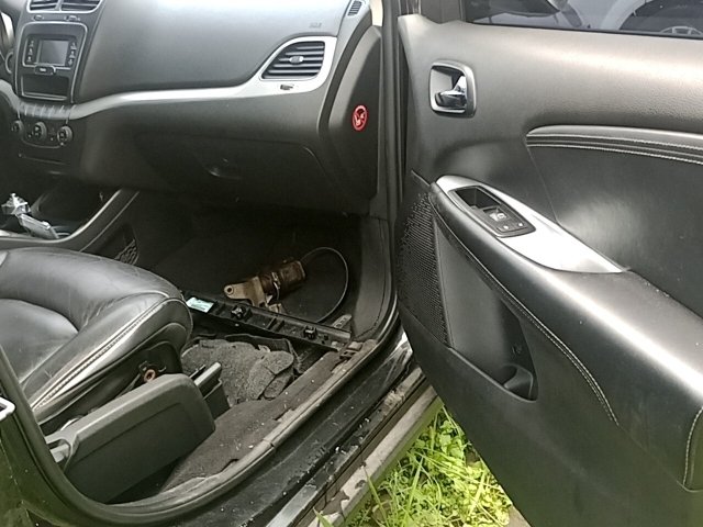 Vehicle_photo_9