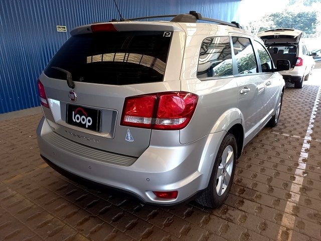 Vehicle_photo_4
