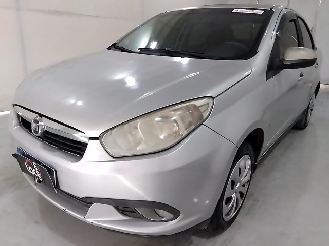 Veículo Fiat Grand Siena Fiat Grand Siena 1.4 MPI Attractive 2013 2013 em leilão