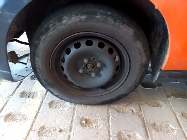 Vehicle_photo_13