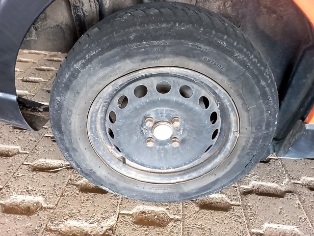 Vehicle_photo_16
