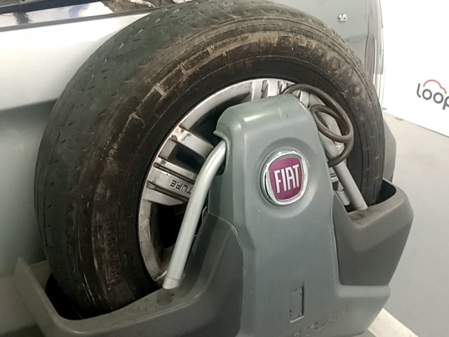 Vehicle_photo_17