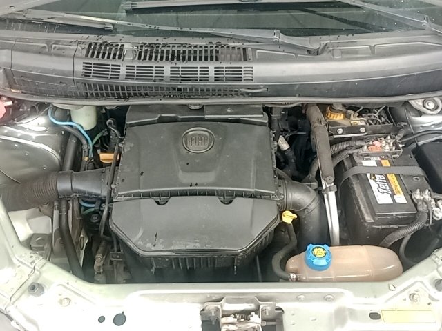 Vehicle_photo_12