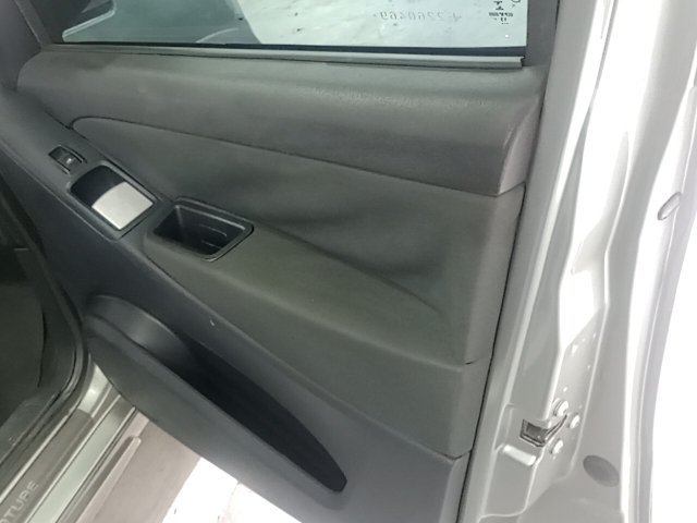 Vehicle_photo_9