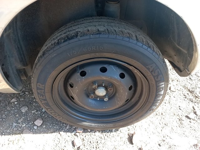 Vehicle_photo_15