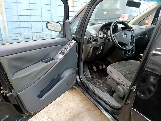 Vehicle_photo_9