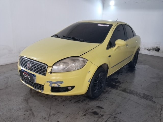 Veículo Fiat Linea Fiat Linea 1.8 Essence 16V Flex 4P Manual 2012/2013 2013 em leilão