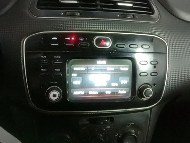 Vehicle_photo_6