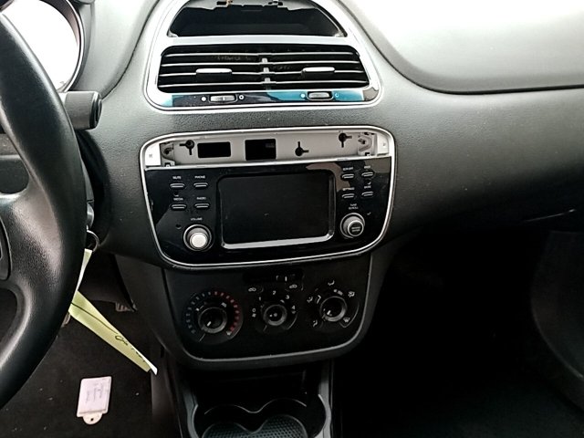 Vehicle_photo_6