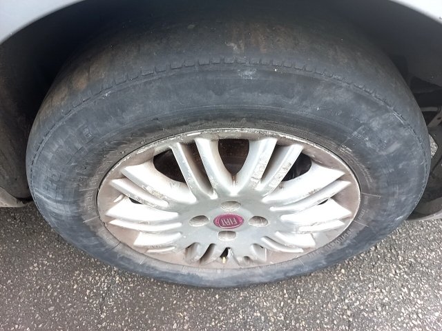 Vehicle_photo_14