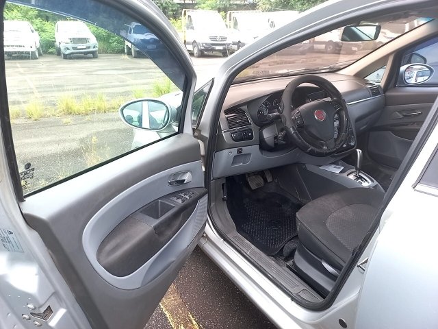 Vehicle_photo_8