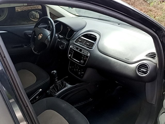 Vehicle_photo_9