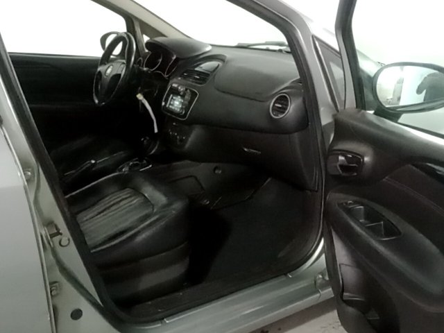 Vehicle_photo_9