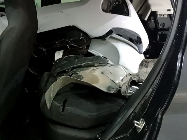 Vehicle_photo_10