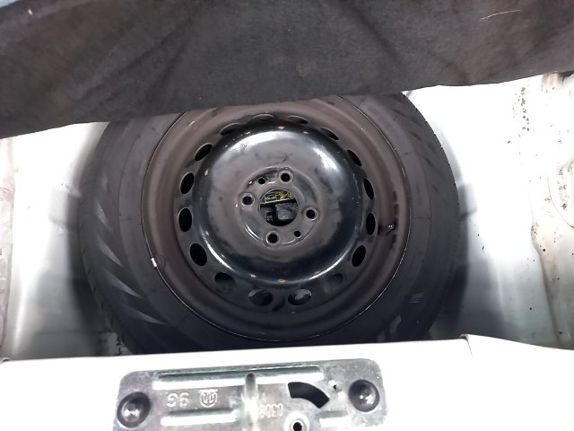 Vehicle_photo_17