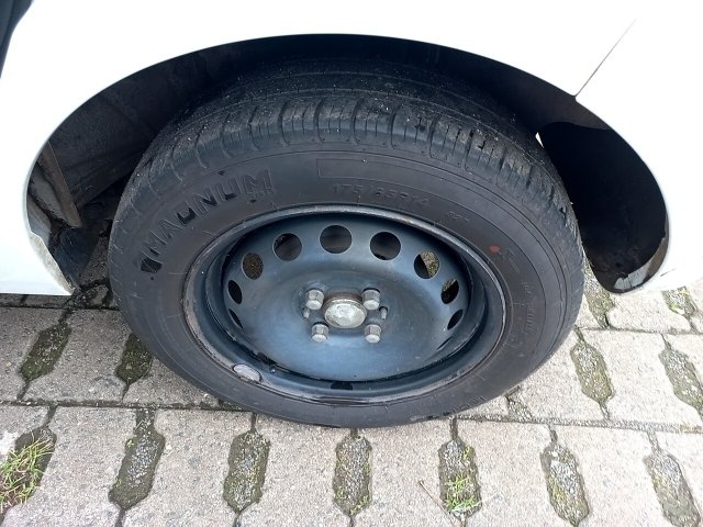 Vehicle_photo_15