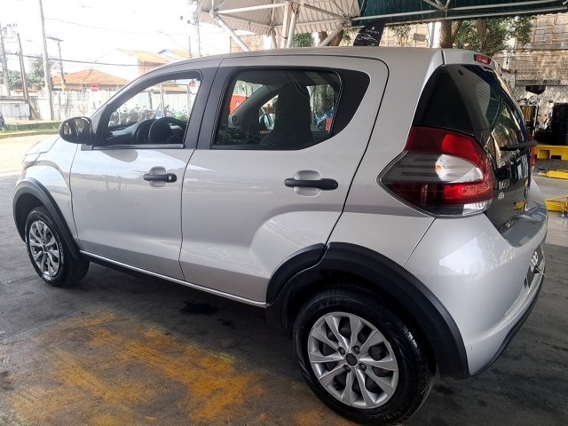 FIAT MOBI LIKE Traseira Motorista