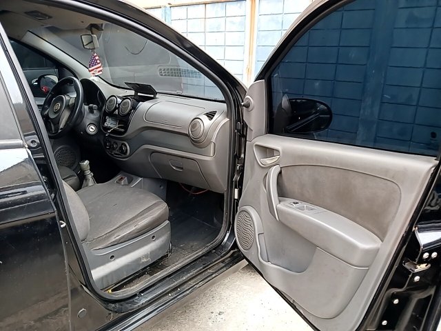Vehicle_photo_9