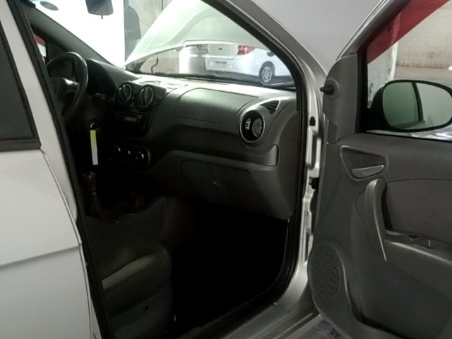 Vehicle_photo_9