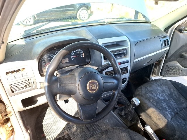 Vehicle_photo_7