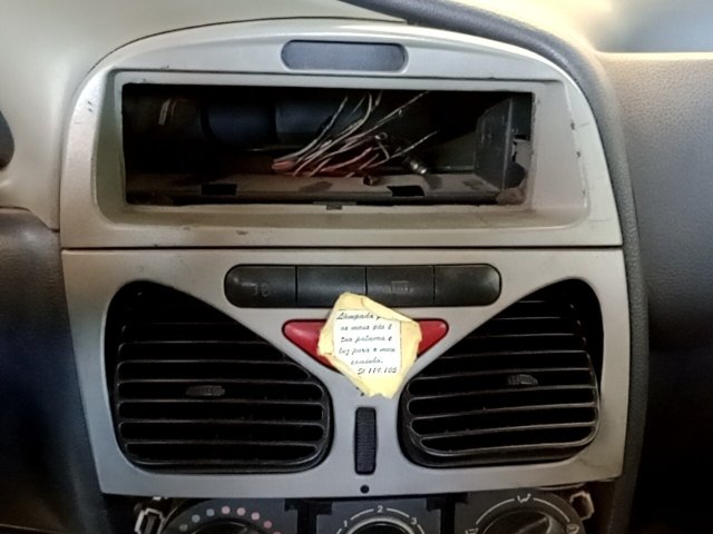 Vehicle_photo_6