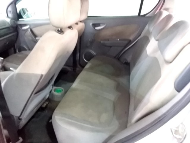 Vehicle_photo_10