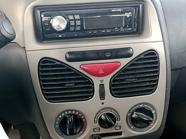 Vehicle_photo_6