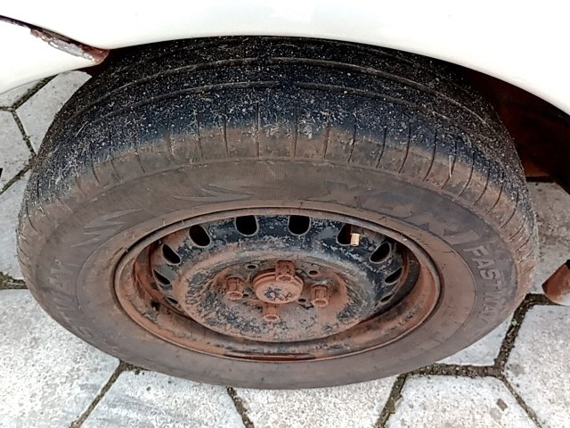 Vehicle_photo_16