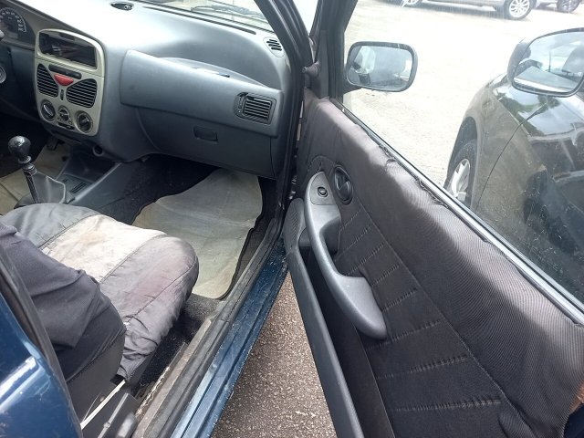 Vehicle_photo_7