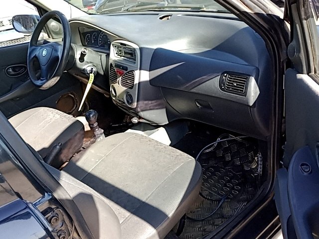 Vehicle_photo_9