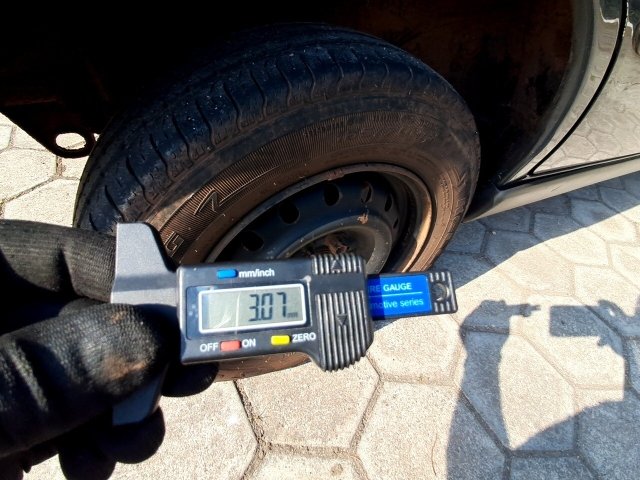 Vehicle_photo_16