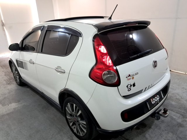 FIAT PALIO SPORTING 1.6 Traseira Motorista