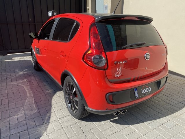 FIAT PALIO SPORTING 1.6 Traseira Motorista