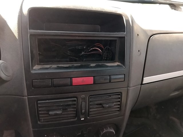 Vehicle_photo_6