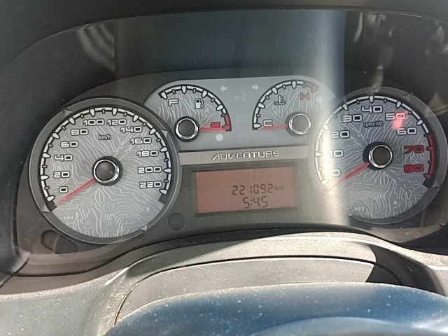 Vehicle_photo_5