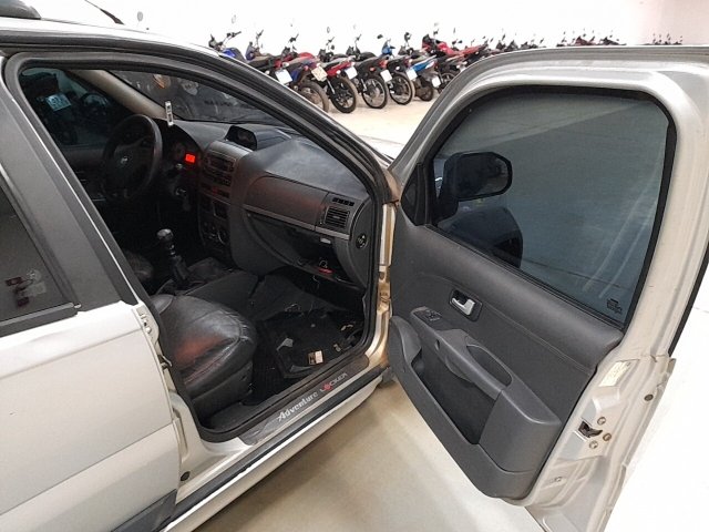 Vehicle_photo_9
