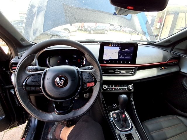 Vehicle_photo_7