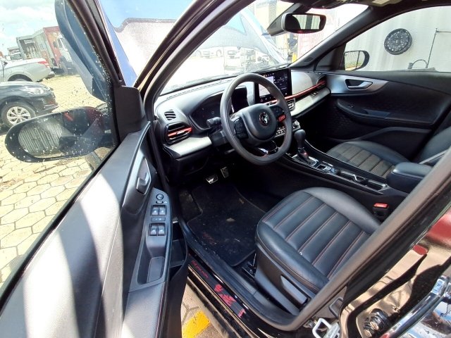 Vehicle_photo_8