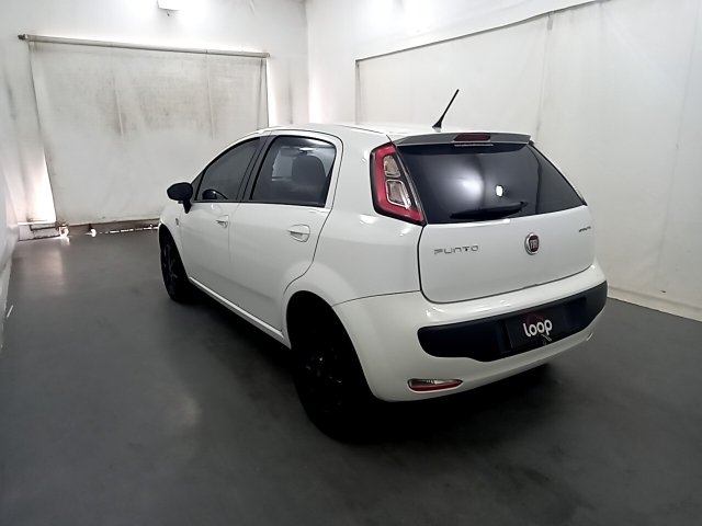 FIAT PUNTO ATTRACTIVE 1.4 4p Traseira Motorista