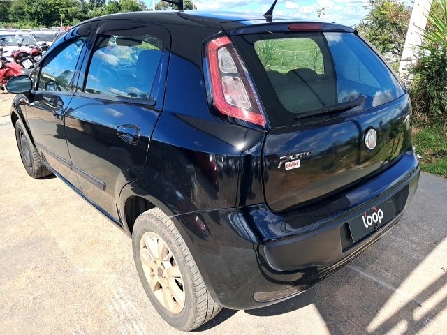 FIAT PUNTO ATTRACTIVE Traseira Motorista