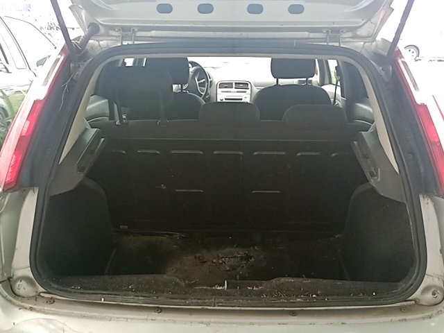 Vehicle_photo_7