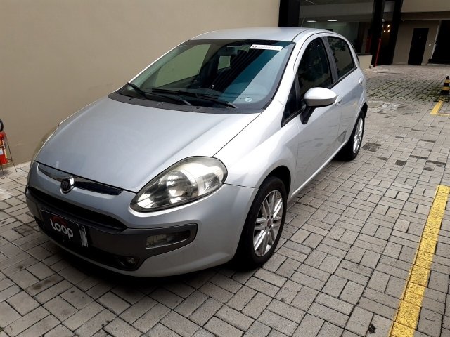 FIAT PUNTO ESSENCE 1.6 Frente Motorista