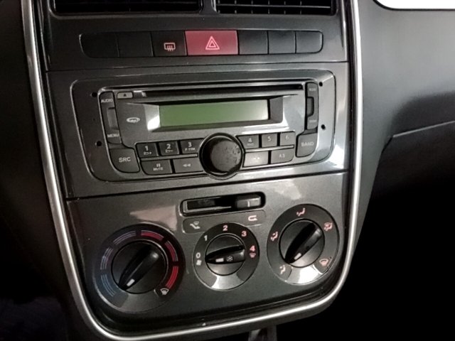Vehicle_photo_6