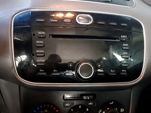 Vehicle_photo_6
