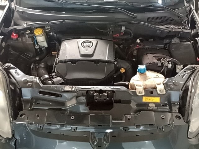 Vehicle_photo_12