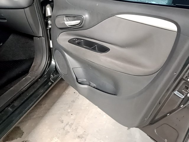 Vehicle_photo_9