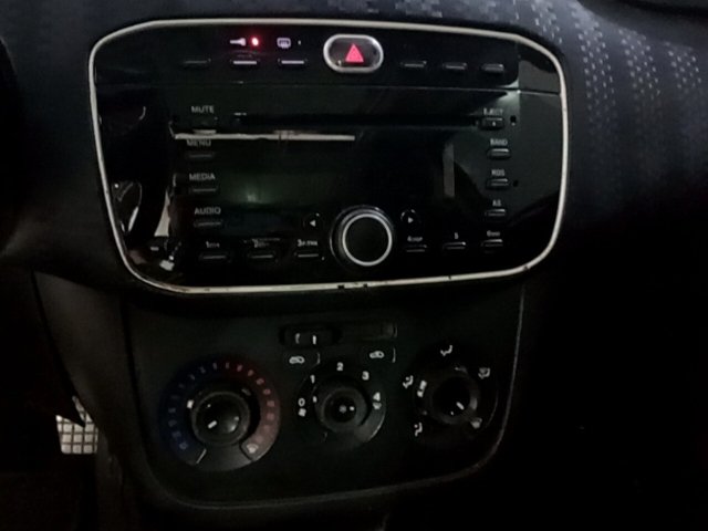 Vehicle_photo_6
